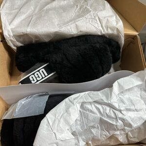 Ugg Fluff Yeah Slides